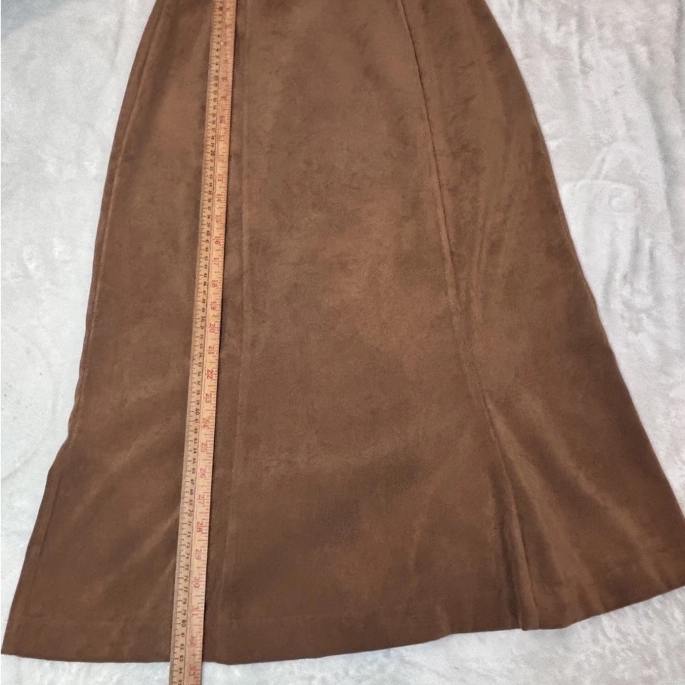 Elegant Brown A-Line Women's Skirt - Picture 8 of 10